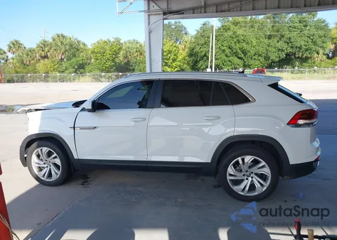 2021 Volkswagen Atlas Cross Sport 3.6L V6 Sel z USA, uszkodzony, nr VIN 1V2EE2CA9MC226953